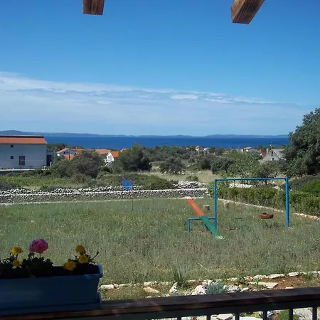 Hébergement de vacances In Mit Terrasse Und Garten